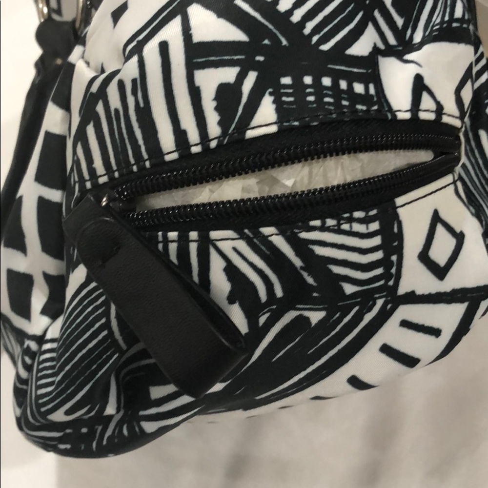 Handbag - Picture 4 of 5